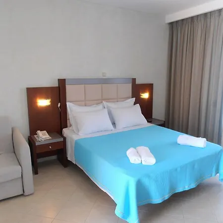 Aquamarine Hotel Vigklafia
